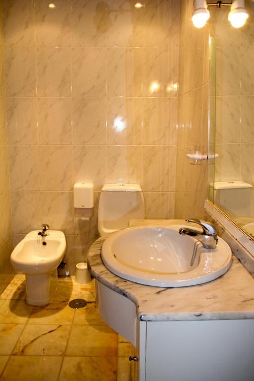 Portucalense Bed and Breakfast Πόρτο Δωμάτιο φωτογραφία